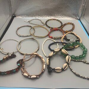 Lot of 17 Fashion Assorted Bracelets SELLING AS IS